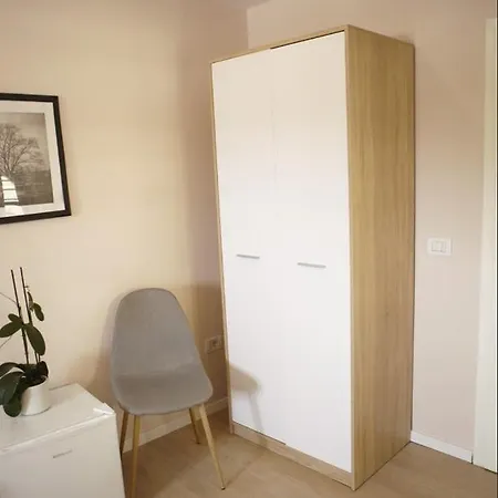 カプセルホテル Fole ベラト